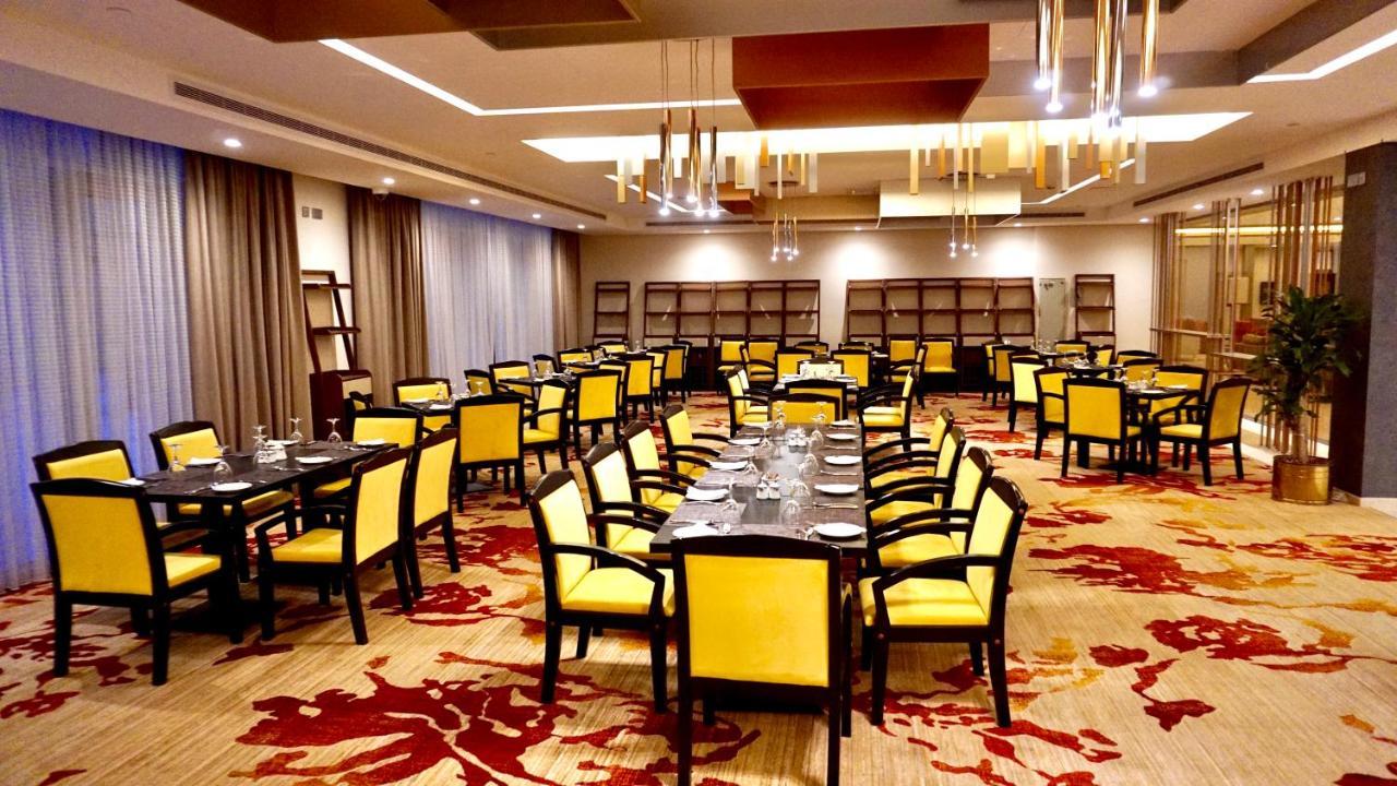 Al Kout Beach Hotel Kuwait City Luaran gambar